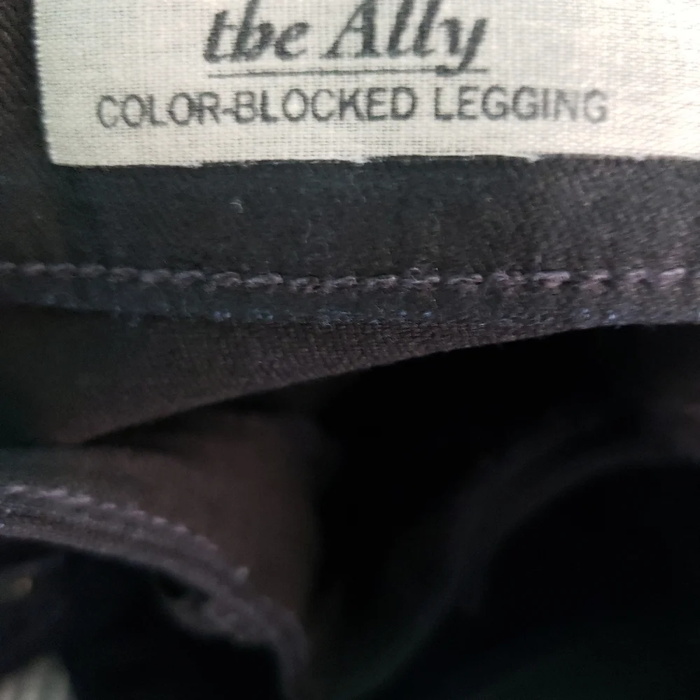 Adriano Goldschmied the Ally Colorblock Jean Legging Size 28R